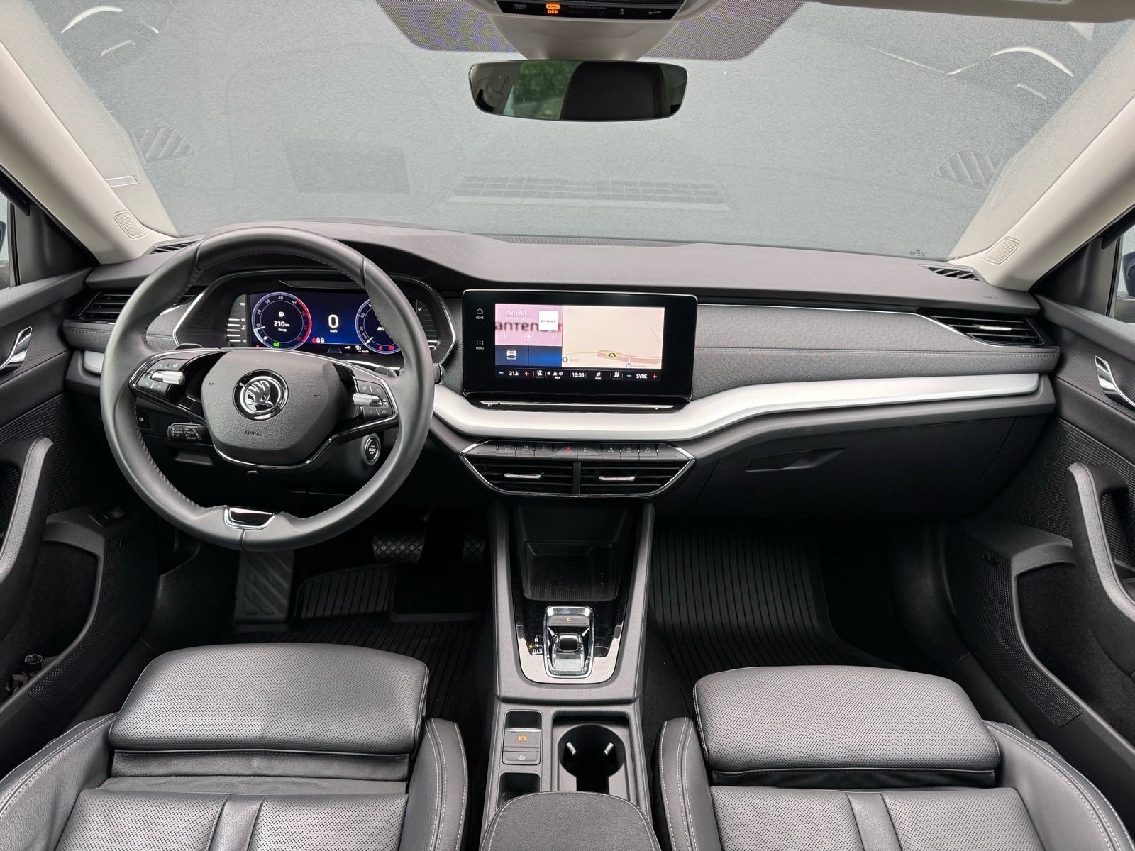 Škoda Octavia 2.0TDI DSG First Edition