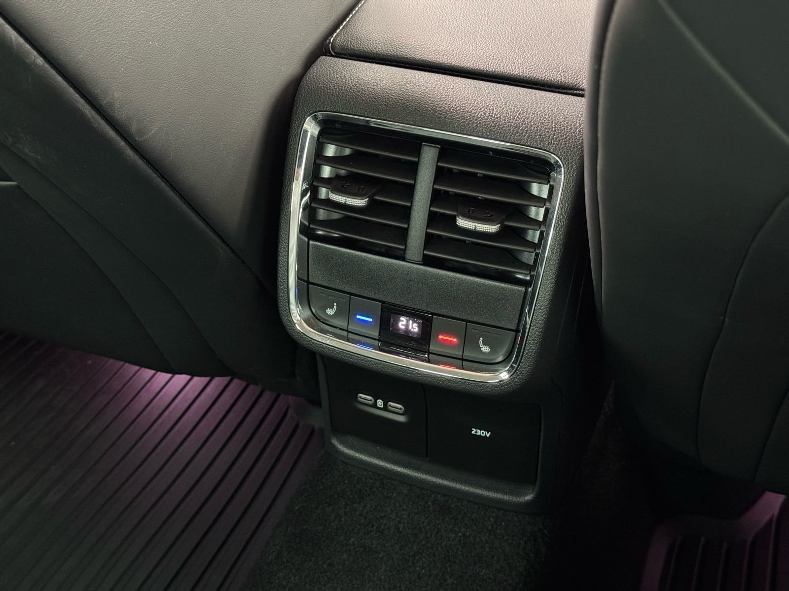 Škoda Octavia 2.0TDI DSG First Edition