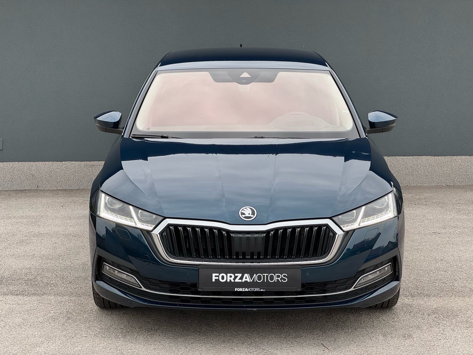 Škoda Octavia 2.0TDI DSG First Edition