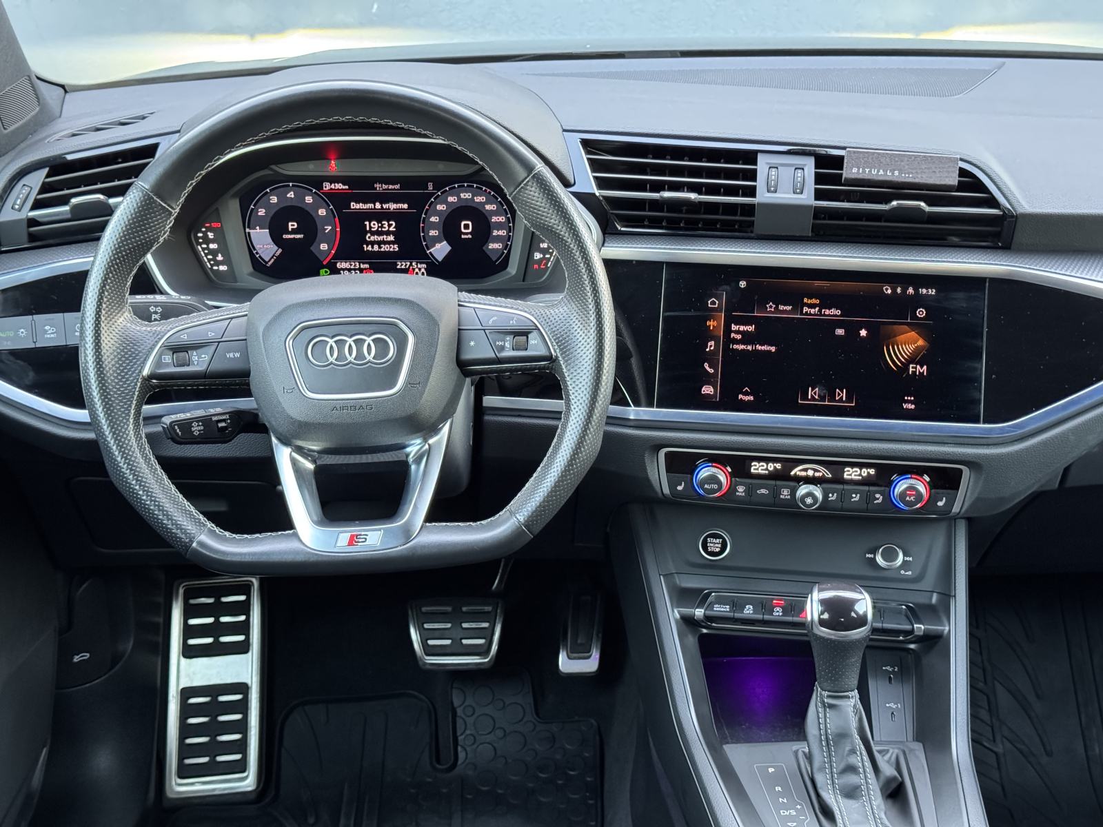 Audi Q3 35TFSI S-Line