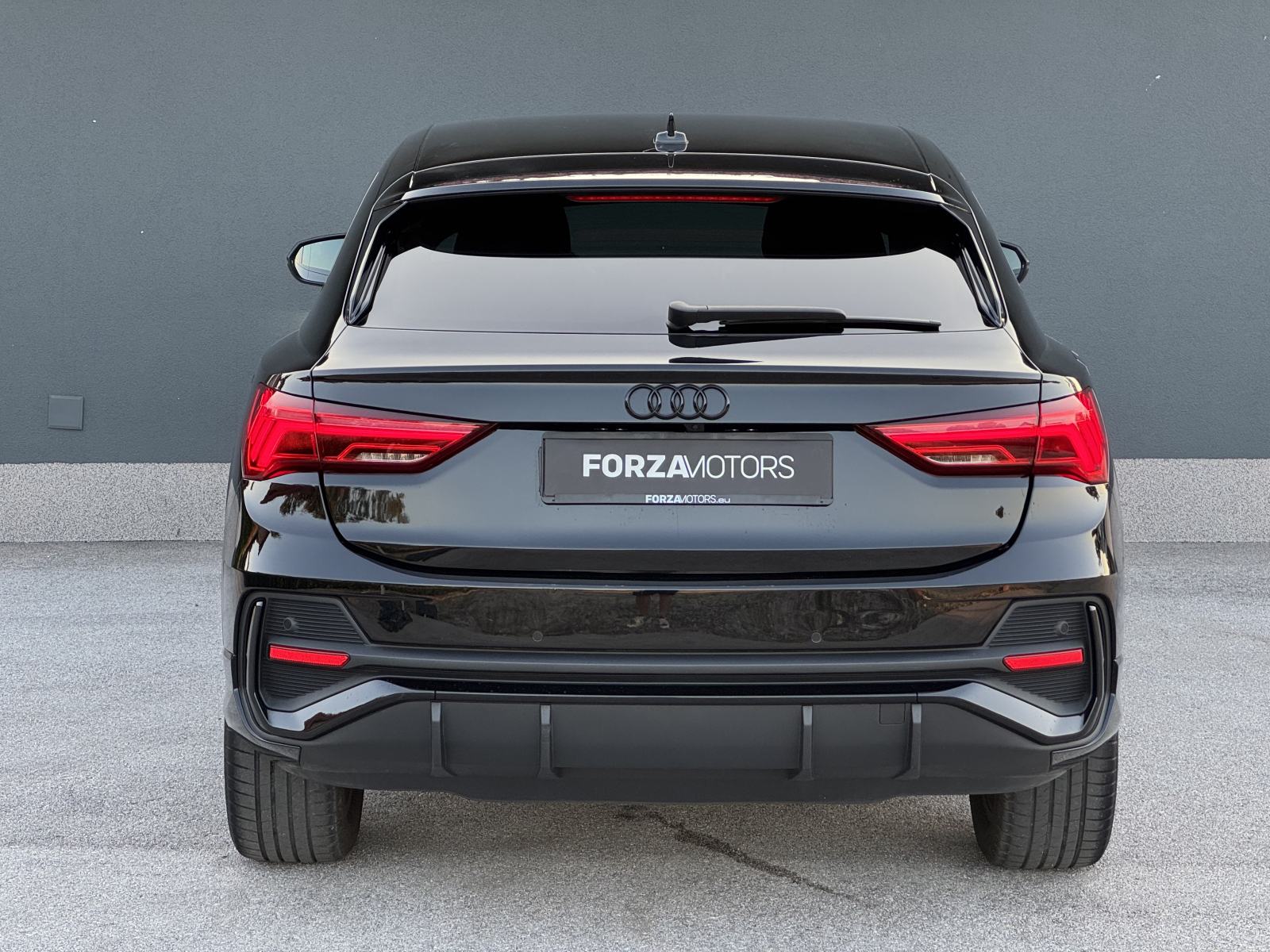 Audi Q3 35TFSI S-Line