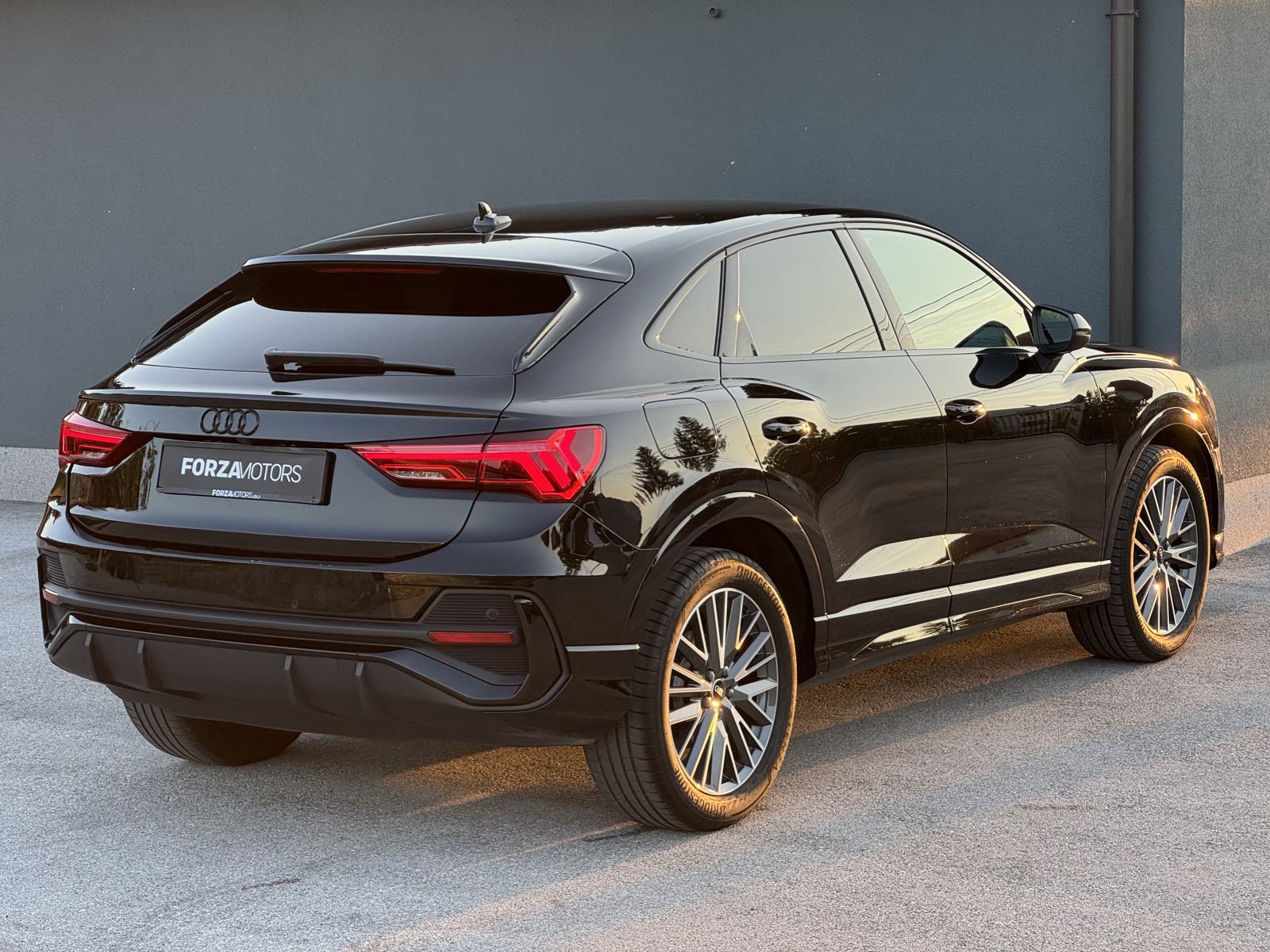 Audi Q3 35TFSI S-Line