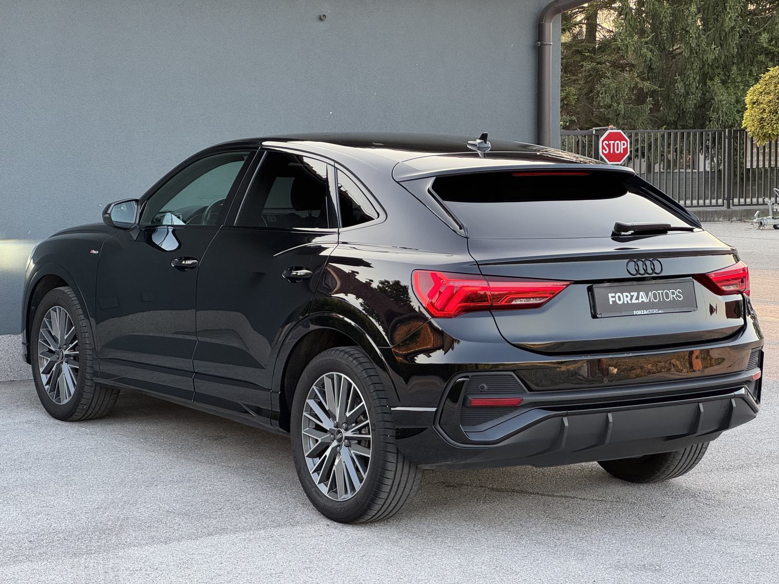 Audi Q3 35TFSI S-Line