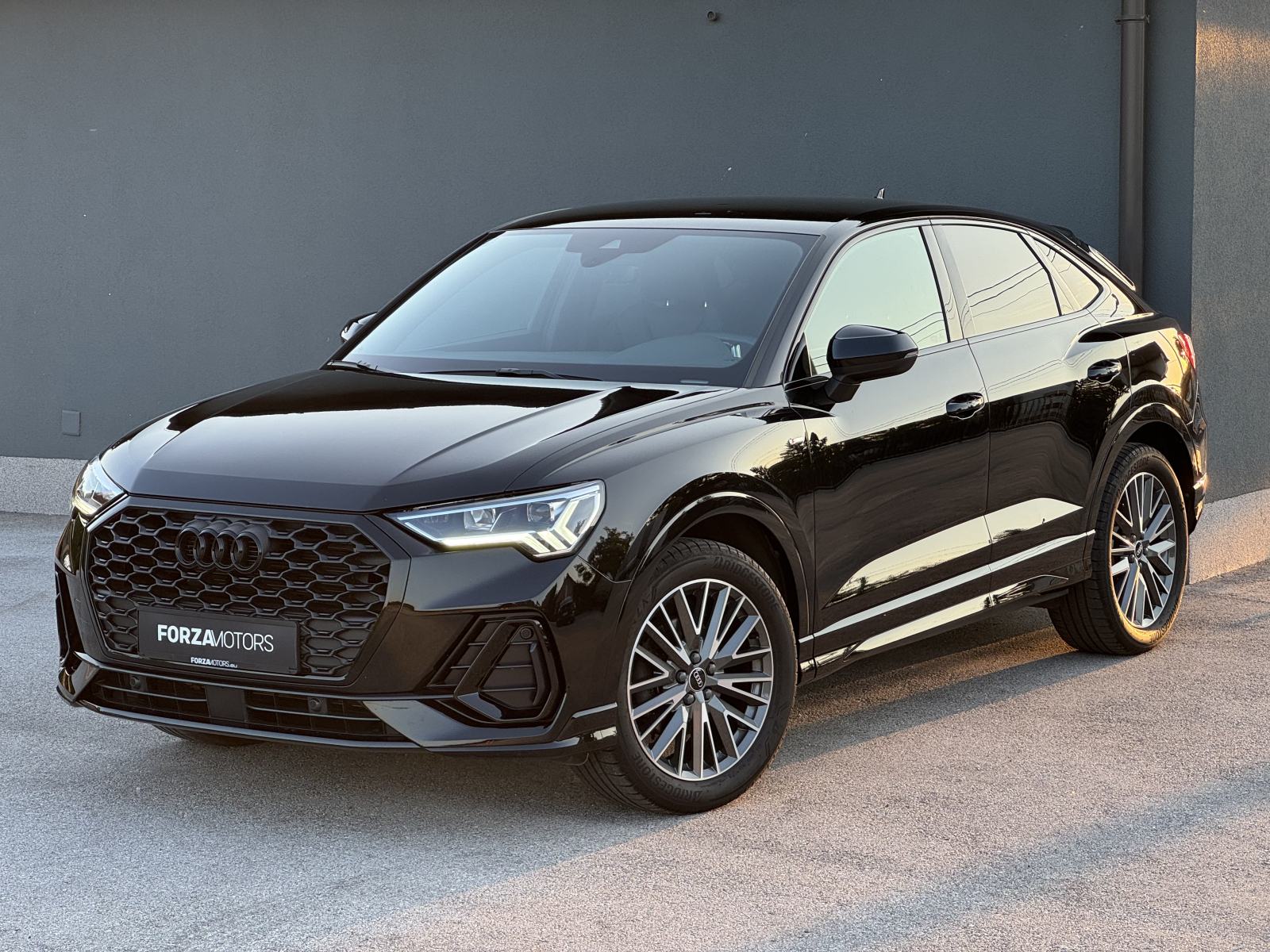 Audi Q3 35TFSI S-Line