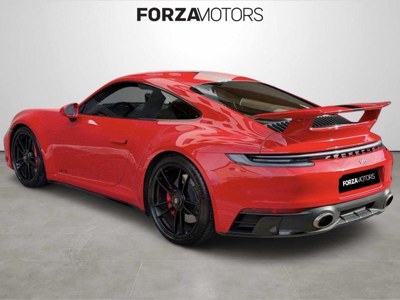 Porsche 992 Carrera GTS