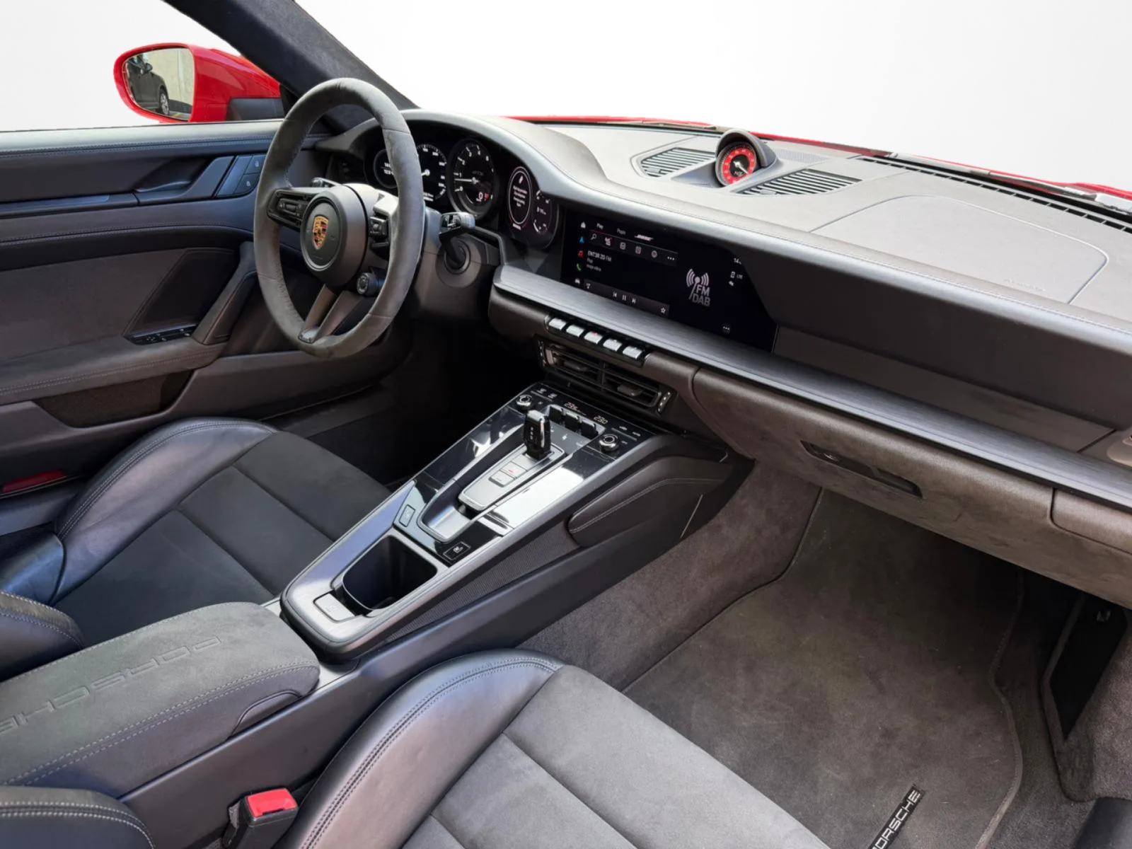 Porsche 992 Carrera GTS